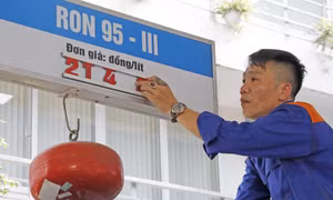 Giá xăng giảm hơn 400 đồng/lít từ chiều nay 3/7