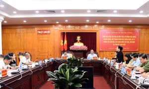 Đấu tranh phản bác, ngăn chặn, xử lý thông tin xấu độc