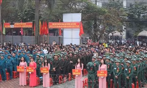 Thanh niên vùng Bắc Trung Bộ hăng hái lên đường nhập ngũ trong đợt tuyển quân năm 2020 