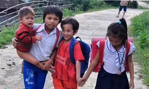 Dịch COVID-19: Quảng Ngãi nỗ lực giúp học sinh vùng nông thôn, miền núi ôn tập tại nhà