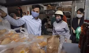 Thừa Thiên – Huế: Giúp người nghèo giảm bớt gánh nặng mưu sinh trong mùa dịch COVID-19