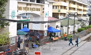 Chuẩn bị mọi điều kiện sẵn sàng ứng phó với dịch bệnh COVID-19 trên diện rộng