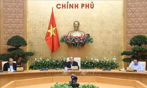 Thủ tướng Nguyễn Xuân Phúc: Mỗi người dân đều có nhiệm vụ chống "giặc COVID-19"