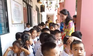 Dịch COVID-19: Thành phố Hồ Chí Minh cho học sinh nghỉ học đến hết ngày 5/4