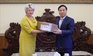 Tạm dừng xuất khẩu thuốc phòng, chống COVID-19 từ ngày 16/4