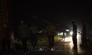 Dịch COVID-19: Hà Nội dỡ lệnh cách ly thôn Hạ Lôi vào 0 giờ ngày 6/5