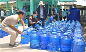 BIDV đóng góp 26 tỷ đồng hỗ trợ nhân dân bị ảnh hưởng bởi hạn, mặn