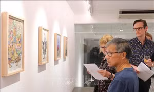 Khai mạc triển lãm "Giao điểm thảm họa"