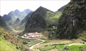 Bài học đoàn kết từ con đường mang tên Hạnh phúc ở Hà Giang