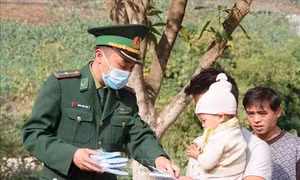 Những chiến sỹ quân hàm xanh trên tuyến đầu chống dịch Covid-19 (Bài 2)