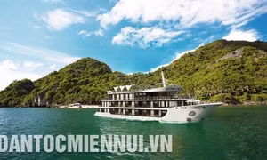 Quảng Ninh mở cửa lại du lịch, dịch vụ từ 12 giờ ngày 1/5