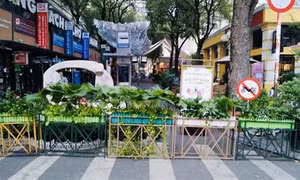 Thành phố Hồ Chí Minh thực hiện nghiêm chỉ đạo không tập trung đông người nơi công cộng để phòng, chống dịch COVID-19