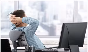 Thanh thiếu niên càng ngồi nhiều càng có nguy cơ cao mắc trầm cảm