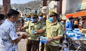 Dịch bệnh do chủng mới virus Corona: Kết nối cung cấp 300.000 khẩu trang kháng khuẩn