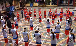  Cờ người - nuôi dưỡng những giá trị tinh thần dân tộc