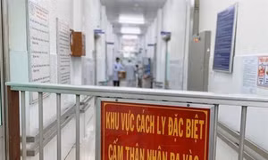 Dịch COVID-19: Đã có ca thứ 121 dương tính với SARS-CoV-2 tại Việt Nam