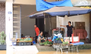 Mưa to gây ngập úng cục bộ và sạt lở một số tuyến đường ở Yên Bái
