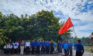 Khát vọng non sông tỏa sáng trong hành trình về nguồn
