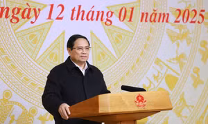 Thủ tướng Phạm Minh Chính: Với tất cả trái tim, khối óc vì người nghèo đang phải ở nhà tạm, dột nát