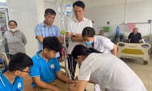 Cao Bằng: 27 học sinh nhập viện chưa rõ nguyên nhân