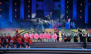 Đặc sắc chương trình nghệ thuật “Hòa Bình - Thanh âm xứ Mường” và Carnival Hòa Bình năm 2022