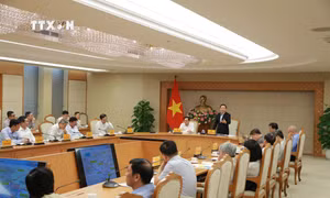 Phó Thủ tướng Chính phủ Trần Hồng Hà phát biểu tại cuộc họp. Ảnh: Diệp Trương - TTXVN