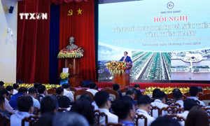Thủ tướng Chính phủ Phạm Minh Chính phát biểu tại Hội nghị công bố Quy hoạch tỉnh Tiền Giang. Ảnh: Dương Giang - TTXVN