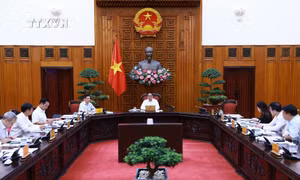 Thủ tướng Chính phủ Phạm Minh Chính chủ trì họp Thường trực Chính phủ để thảo luận về một số luật trình Quốc hội. Ảnh: Dương Giang - TTXVN