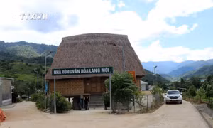 Nhà rông văn hóa của làng Mới. Ảnh: Cao Nguyên - TTXVN