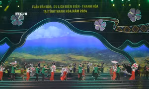 Một tiết mục văn nghệ của tỉnh Điện Biên. Ảnh: Hoa Mai - TTXVN