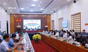 Quang cảnh Hội thảo về “Xây dựng và phát triển văn hóa, con người Việt Nam đáp ứng yêu cầu phát triển bền vững đất nước trên địa bàn tỉnh Lai Châu”. Ảnh: Quý Trung – TTXVN 