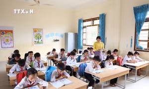 Giờ học của học sinh tiểu học ở xã Cư Pui, huyện Krông Bông (Đắk Lắk). Ảnh: Tuấn Anh – TTXVN