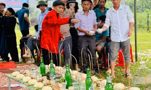 Quảng Bình phục dựng lễ cúng Giang Sơn của đồng bào Rục