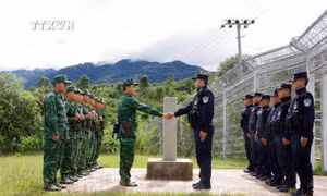 Nỗ lực gìn giữ biên giới đất liền Việt Nam - Trung Quốc hòa bình, hữu nghị, hợp tác và phát triển