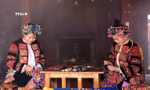Trang phục truyền thống, nét văn hóa của người Lô Lô ở Mèo Vạc