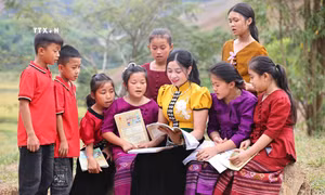 Những thầy, cô giáo trẻ "gieo chữ" nơi vùng cao biên giới