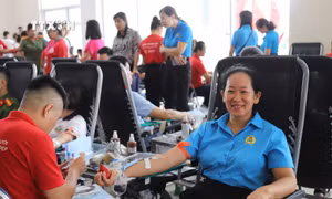 Cao Bằng tổ chức ngày hội hiến máu "Giọt hồng miền non nước"