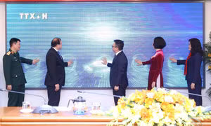 Khởi động Giải thưởng ảnh và video clip "Công nghệ từ trái tim – Technology with heart"