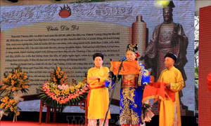 Lễ hội Đền Đô hướng về nguồn cội