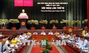 Khai mạc Hội nghị lần thứ 16, Ban Chấp hành Đảng bộ Thành phố Hồ Chí Minh khóa X