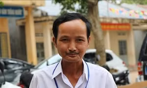 Thầy Trần Đăng Khoa - "Người cha" của học sinh dân tộc thiểu số nghèo