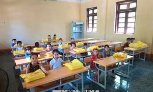 Thêm 5 phòng học mới cho trẻ em bản Vui