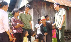 Đại úy Bùi Ngọc Đông - người con của làng Kdung