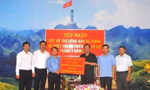 Ủy ban Trung ương Mặt trận Tổ quốc Việt Nam thăm hỏi đồng bào Hà Giang bị thiệt hại do mưa lũ