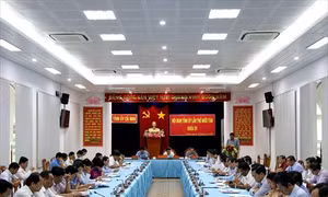 Cà Mau quan tâm xây dựng hệ thống chính trị, nâng cao chất lượng cán bộ