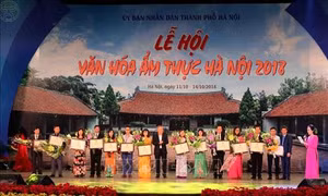 Đậm sắc màu Lễ hội văn hóa ẩm thực Hà Nội 2018