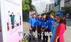 Khai mạc Triển lãm “Thành phố Hồ Chí Minh – Khát vọng vươn cao”