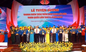 Tuyên dương thanh niên tiên tiến làm theo lời Bác toàn quốc lần thứ V