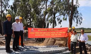 Trà Vinh đầu tư hơn 14,6 tỷ đồng đưa điện về xã đảo Long Hòa