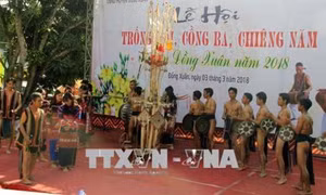 Trình diễn những âm điệu đặc sắc “Trống đôi, cồng ba, chiêng năm”